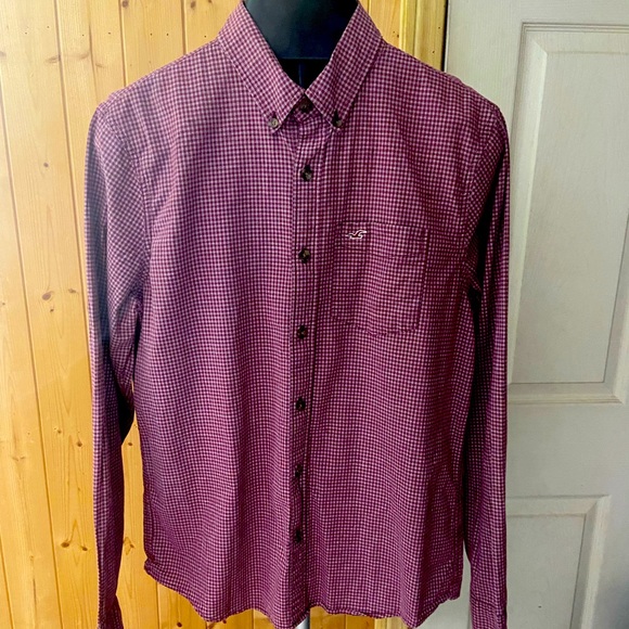 Like new Hollister button up - Picture 1 of 2